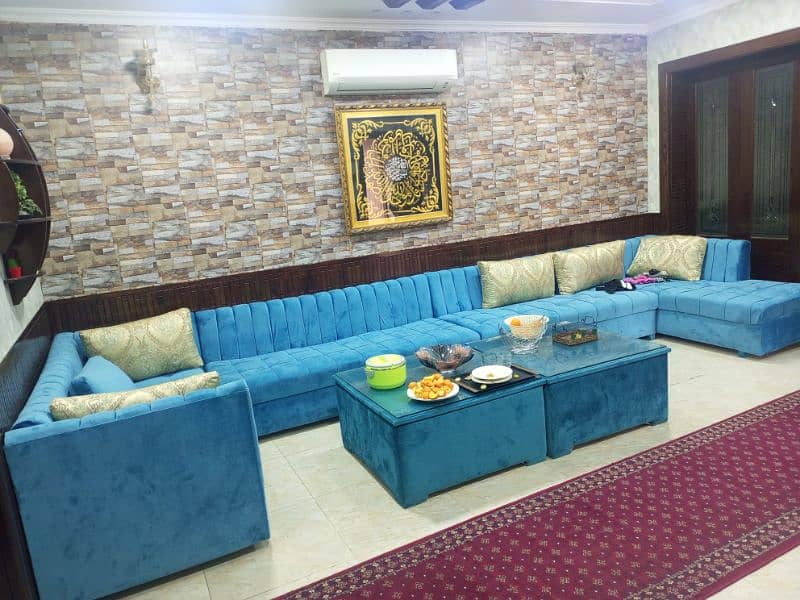Living Room Sofa Set 0