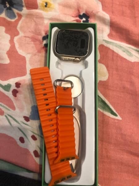 smart  watch  good condition  new 1