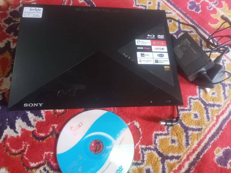 sony blu-ray dvd usb player ok and good condition 1