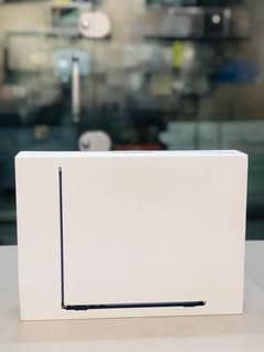 Apple Macbook Air 15-inch M2 Chip
