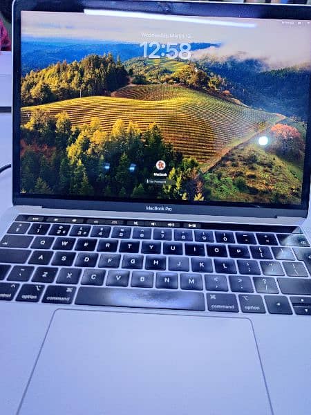 MacBook Pro 2019 for sale 0