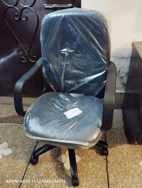 Office chairs/Revolving chairs/Computer chairs 5