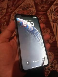 iphone xr 89% battery health | for urgent sell