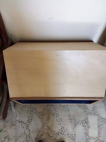 school furniture for good condition 3