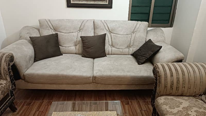 5 seater sofa for sale with 5 cushions 3