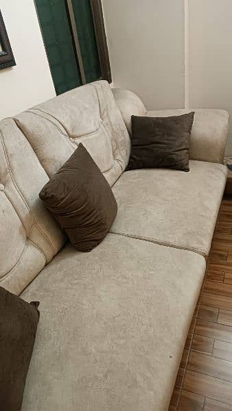 5 seater sofa for sale with 5 cushions 7