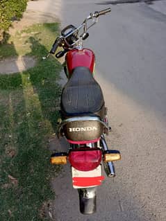 Honda 70c used in new condition, Model ( Dec. 2022) with 2023 sticker