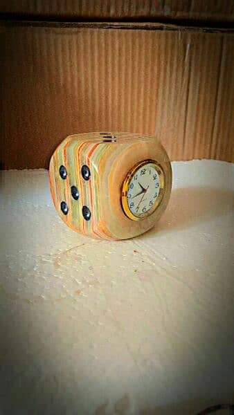 Marble Dice Table Clock 3