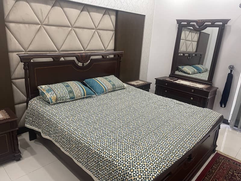 King size Wooden bed in excellent condition for sale 0