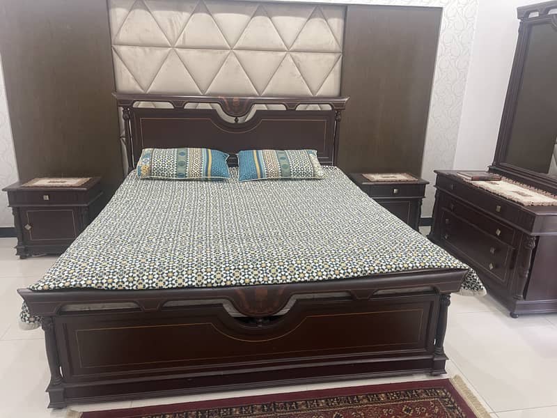 King size Wooden bed in excellent condition for sale 5