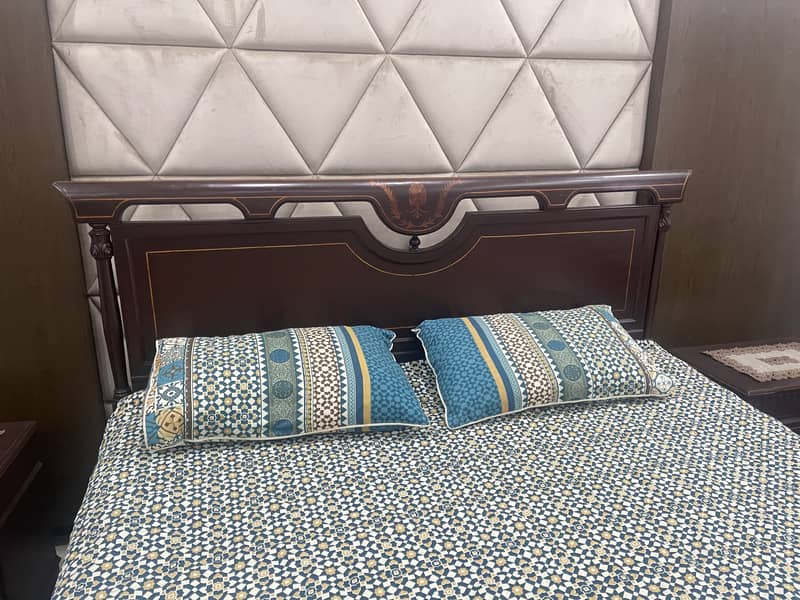 King size Wooden bed in excellent condition for sale 7