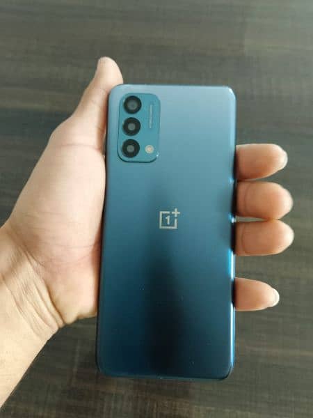 OnePlus n 200 4/64condition 10 10 for urgent sale 1