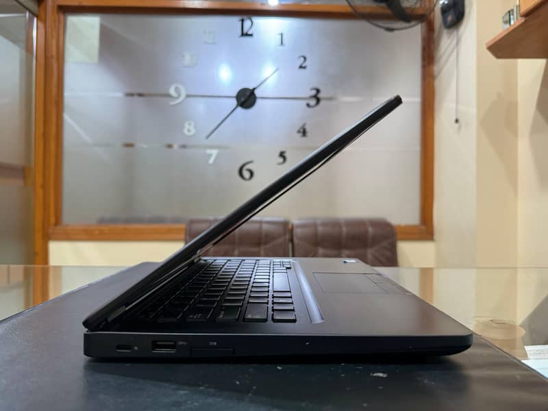 DELL LAPTOP CORE i5 7TH GENERATION WITH 1MONTH WARRANTY 1