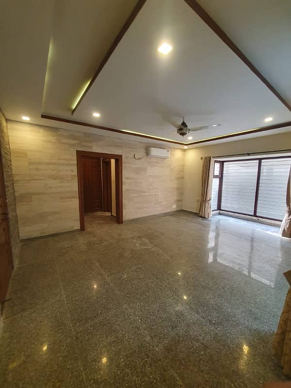 House for rent in F-7 islamabad 2