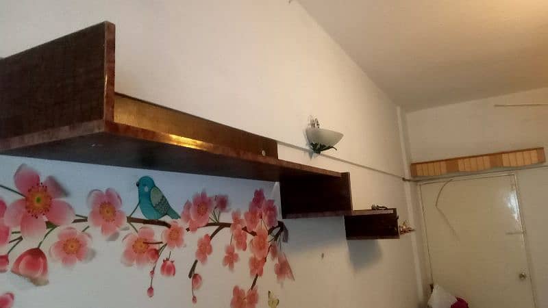 L shape Shelves in very good condition 1