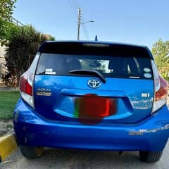 Toyota Aqua s package  2015  model and 2018 registered 0