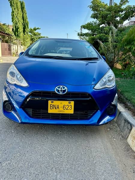 Toyota Aqua s package  2015  model and 2018 registered 1