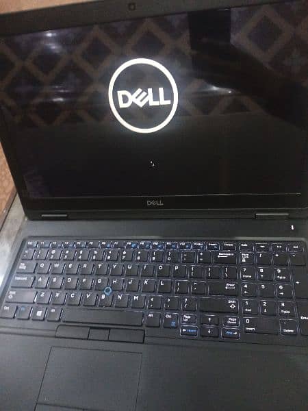 Dell Laptop core i5 8th Generation Touch screen Light weight 5