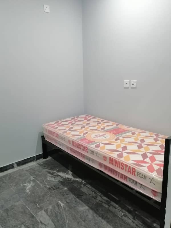 80 Square feet boys fully furnished room available in Model town link road 2