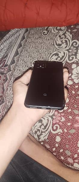 goggle pixel 4XL for sale condition 10 by 10 memory 6 64 6