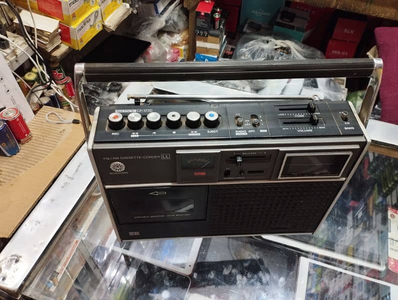 Sony CF-1770 Tape Recorder and Radio - Best Condition 1