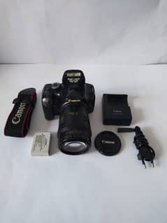 Canon EOS 550D DSLR Camera