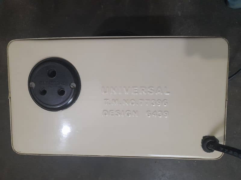 Universal stabilizer 1000W A10 DT 2