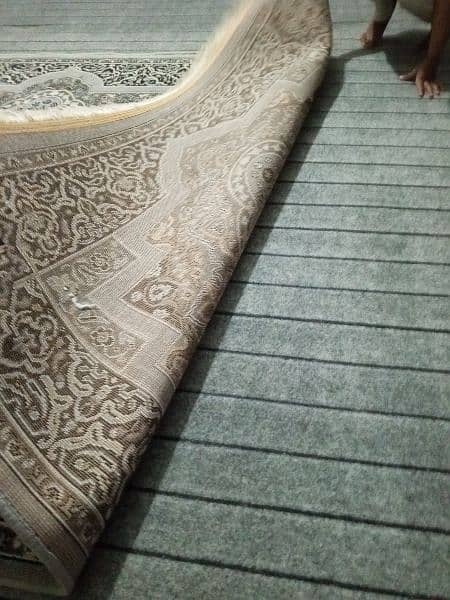 pure Irani carpet for urgent sale 1