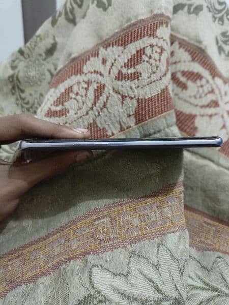 Sumsung Galaxy s8 4/64Gb non pta front glass crack 7