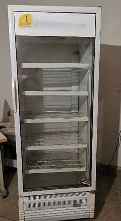 Good looking USED CHILLER FREEZER FOR SHOPCARAVELL
