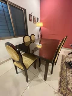 Wooden Dining table for Sale