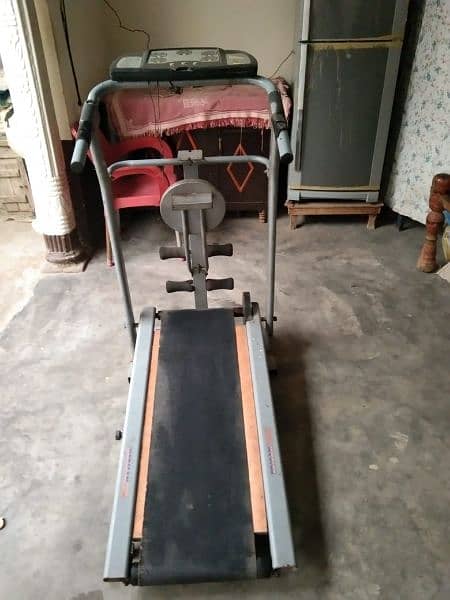 manual treadmill in Good condition . 3