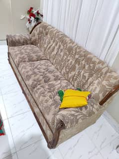 7 seater Sofa in good condition near Safoora Chowk