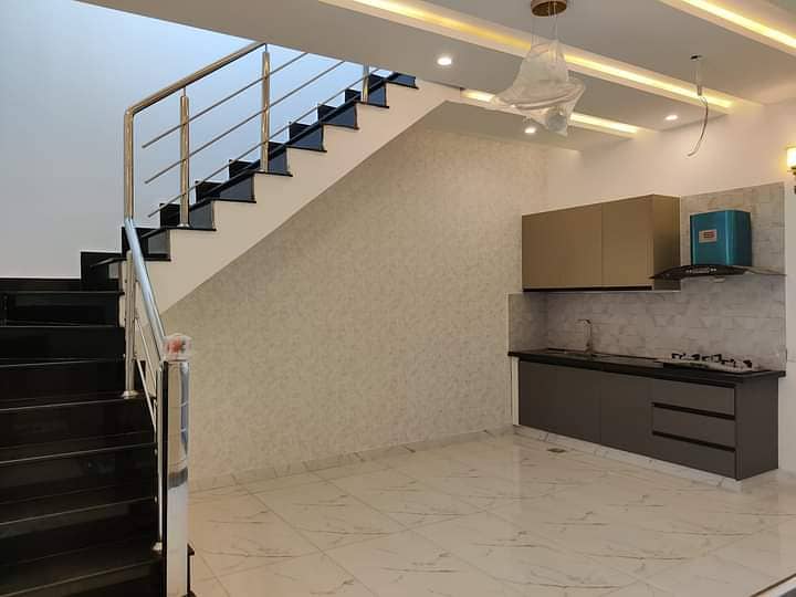 7 Marla Brand New Luxurius House For Sale In Lake City - Sector M-7A Lake City Raiwind Road Lahore 10