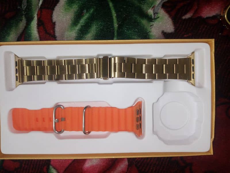 hk9 ultra watch just box open no scratch no touches watch and earburds 2