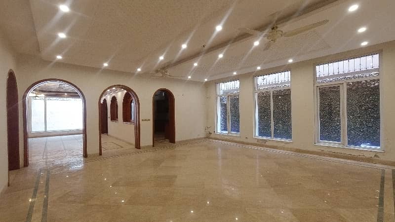 Prime Location 2 Kanal House In DHA Phase 3 - Block Z For Sale At Good Location 23