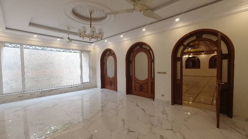 Prime Location 2 Kanal House In DHA Phase 3 - Block Z For Sale At Good Location 26
