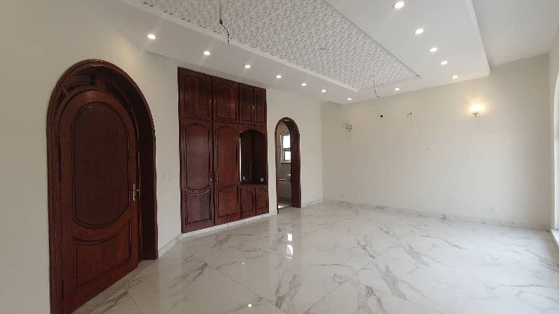 Prime Location 2 Kanal House In DHA Phase 3 - Block Z For Sale At Good Location 31