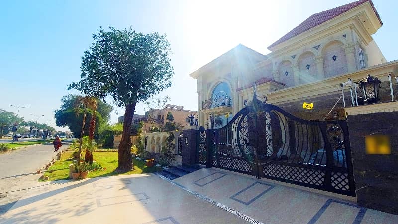 Ideally Located Prime Location House Of 1 Kanal Is Available For Sale In Lahore 1