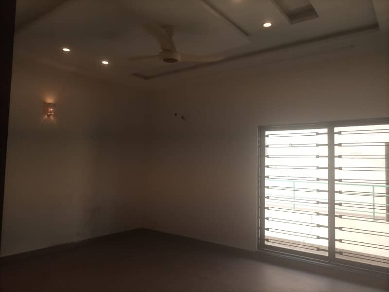LOWER LOCK Upper Portion Available For Rent In DHA Phase 3 9