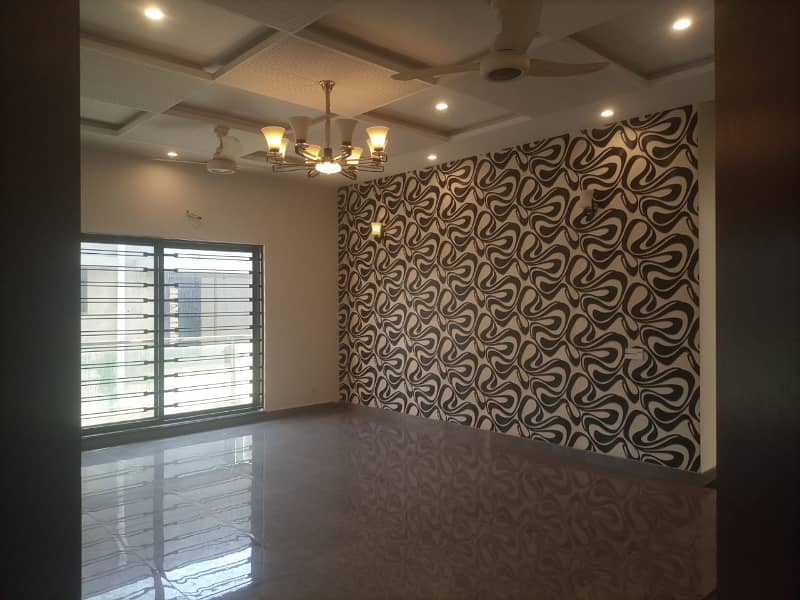 LOWER LOCK Upper Portion Available For Rent In DHA Phase 3 12