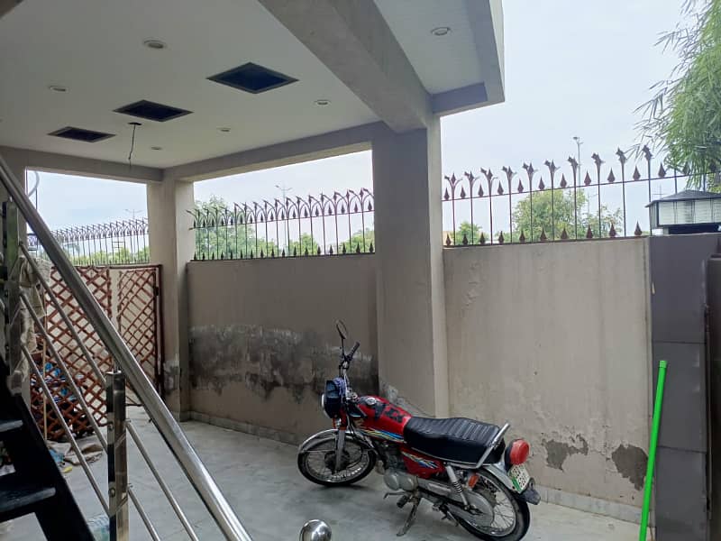 kanal upper portion separate gate Available for Rent in DHA phase 6 14