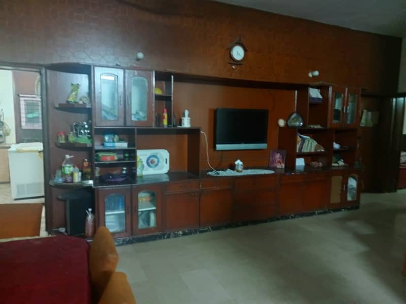 Kanal Lower Portion Available for Rent in DHA phase 2 4