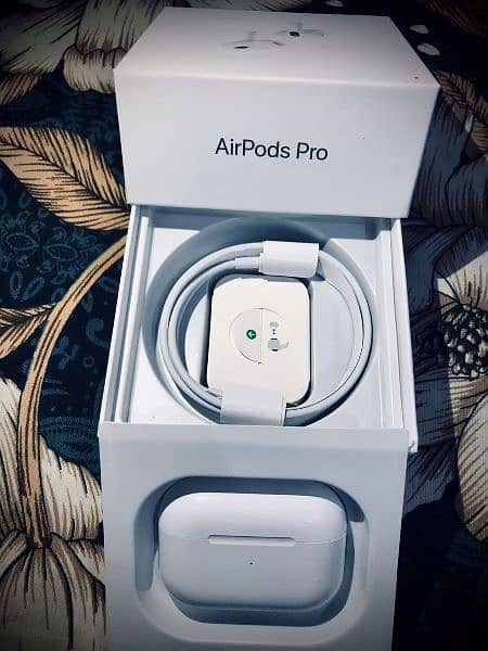 Airpods Pro (2nd Generation) 2