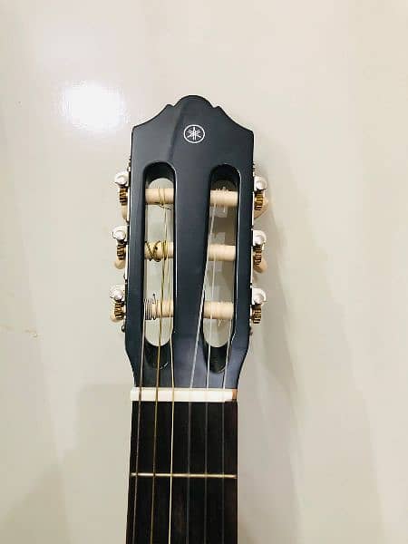 Guitar Yamaha C-40 6