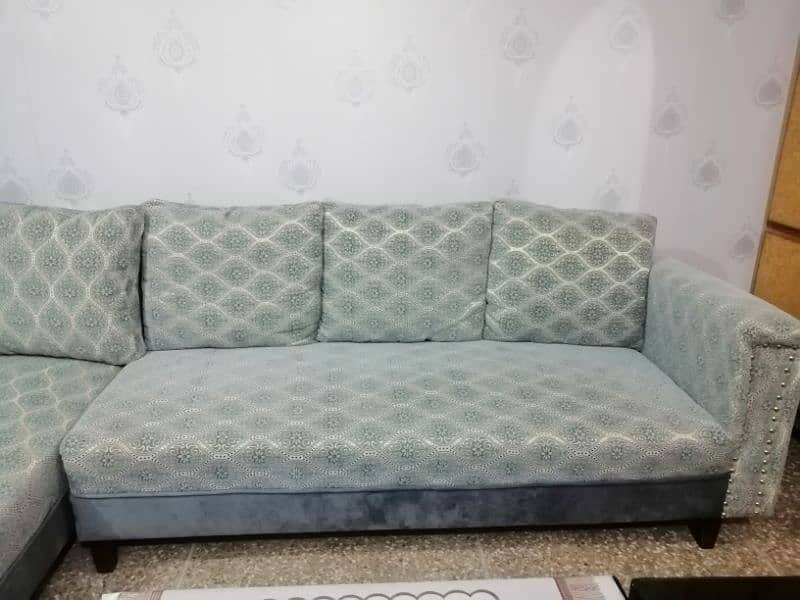 sofa set with puffy 5