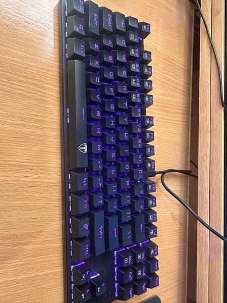 TDagger RGB Mechanical Keyboard Wired 2