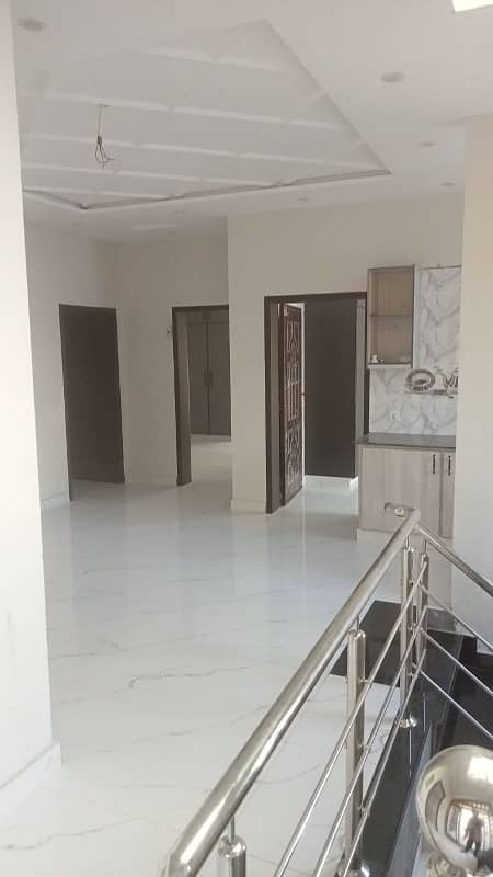 Near To Park 8 Marla Brand New House For Sale In Bahria Orchard - Northern District Raiwind Road Lahore 7