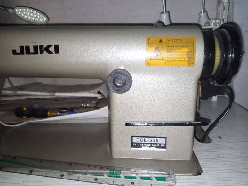 juki sewwing machine with stand and cooper moter 3