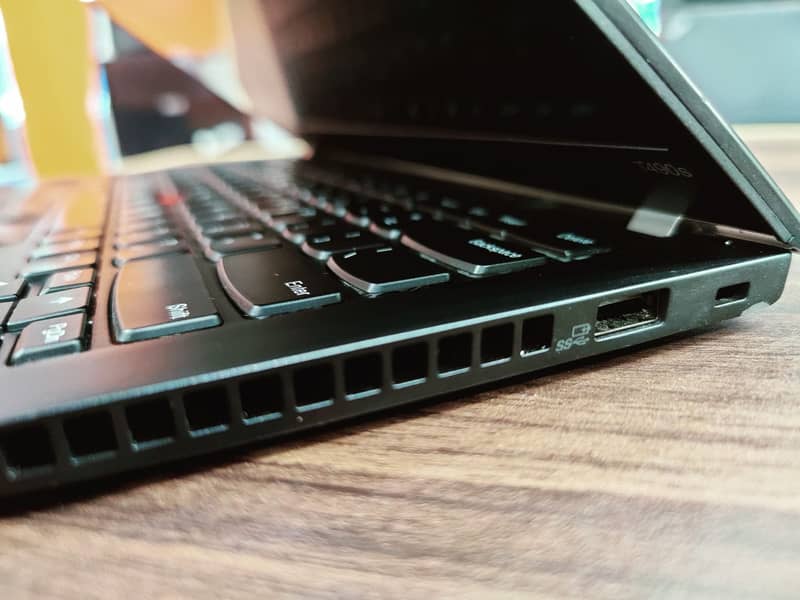 ThinkPad Lenovo T490s 32GB Ram Core i5 and i7 8th Generation 1